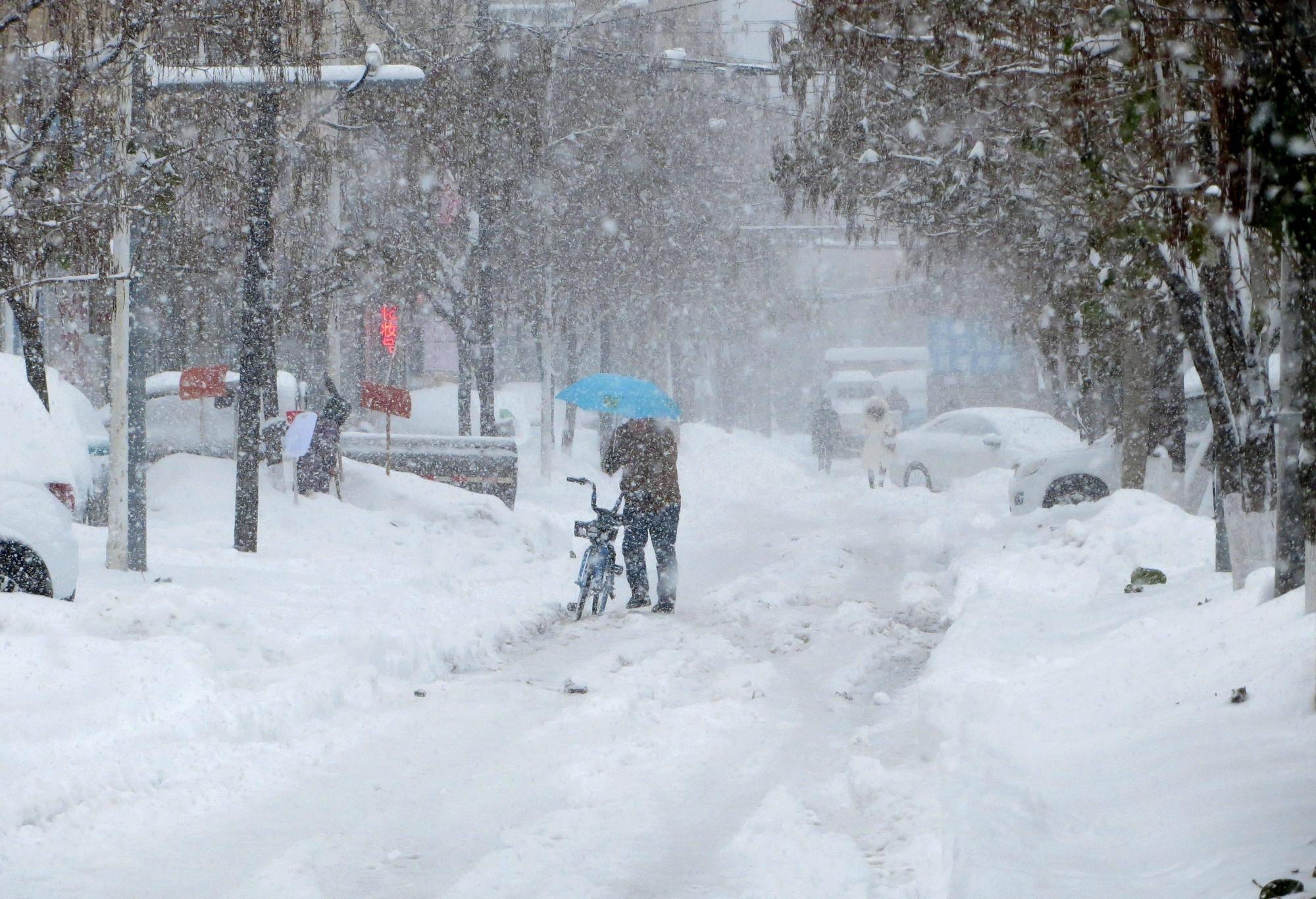 多地迎来特大暴雪,专家发出重要提醒,当心