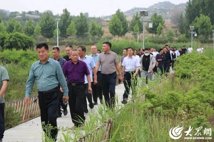 邹城市石墙镇"三个着力"让党员教育走深走心