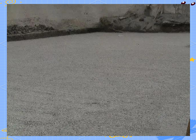 水泥粉煤灰碎石桩与褥垫层的结合水泥粉煤灰碎石桩,作为一种低强度