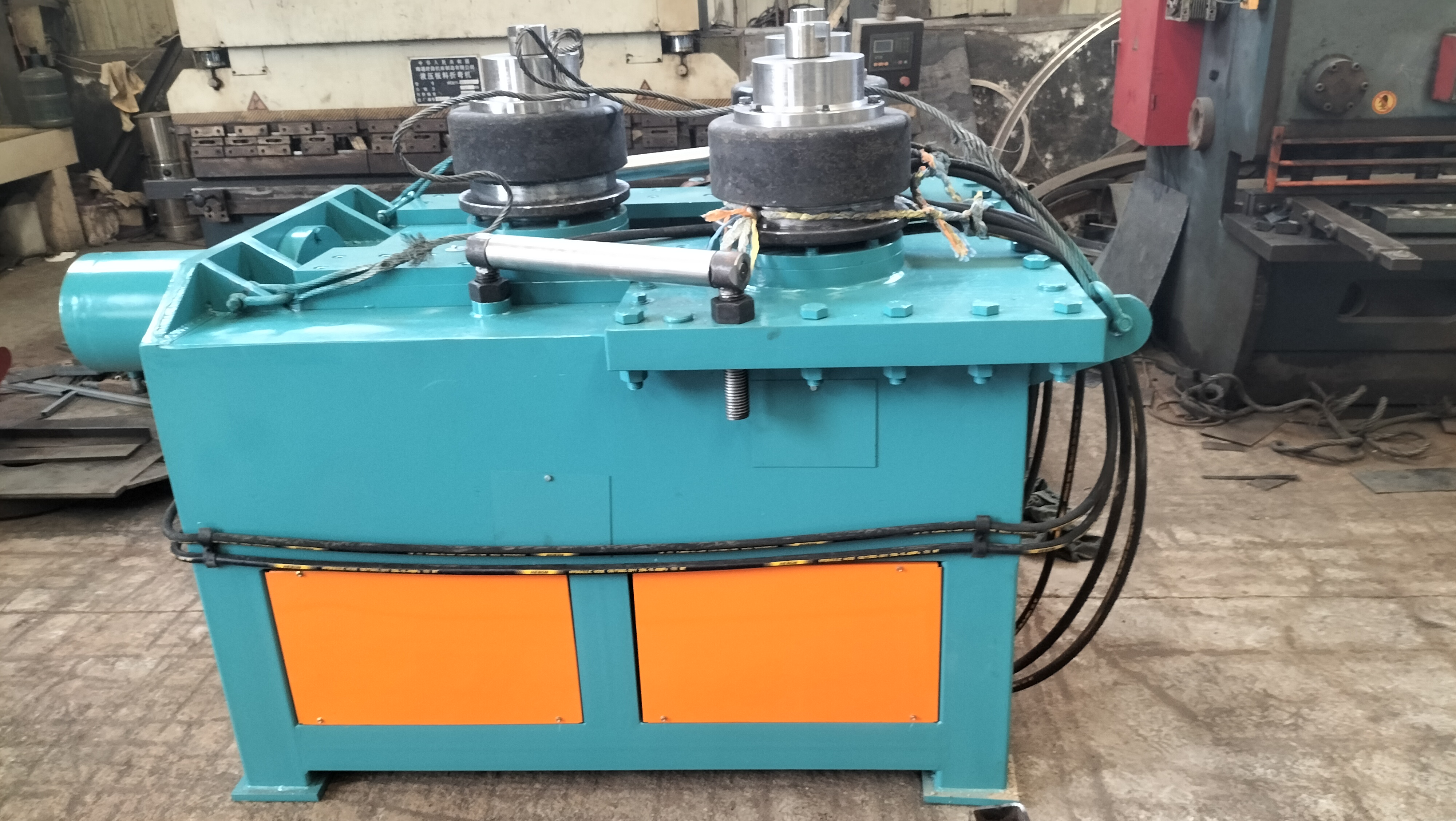 法兰成型扁钢卷圆机器