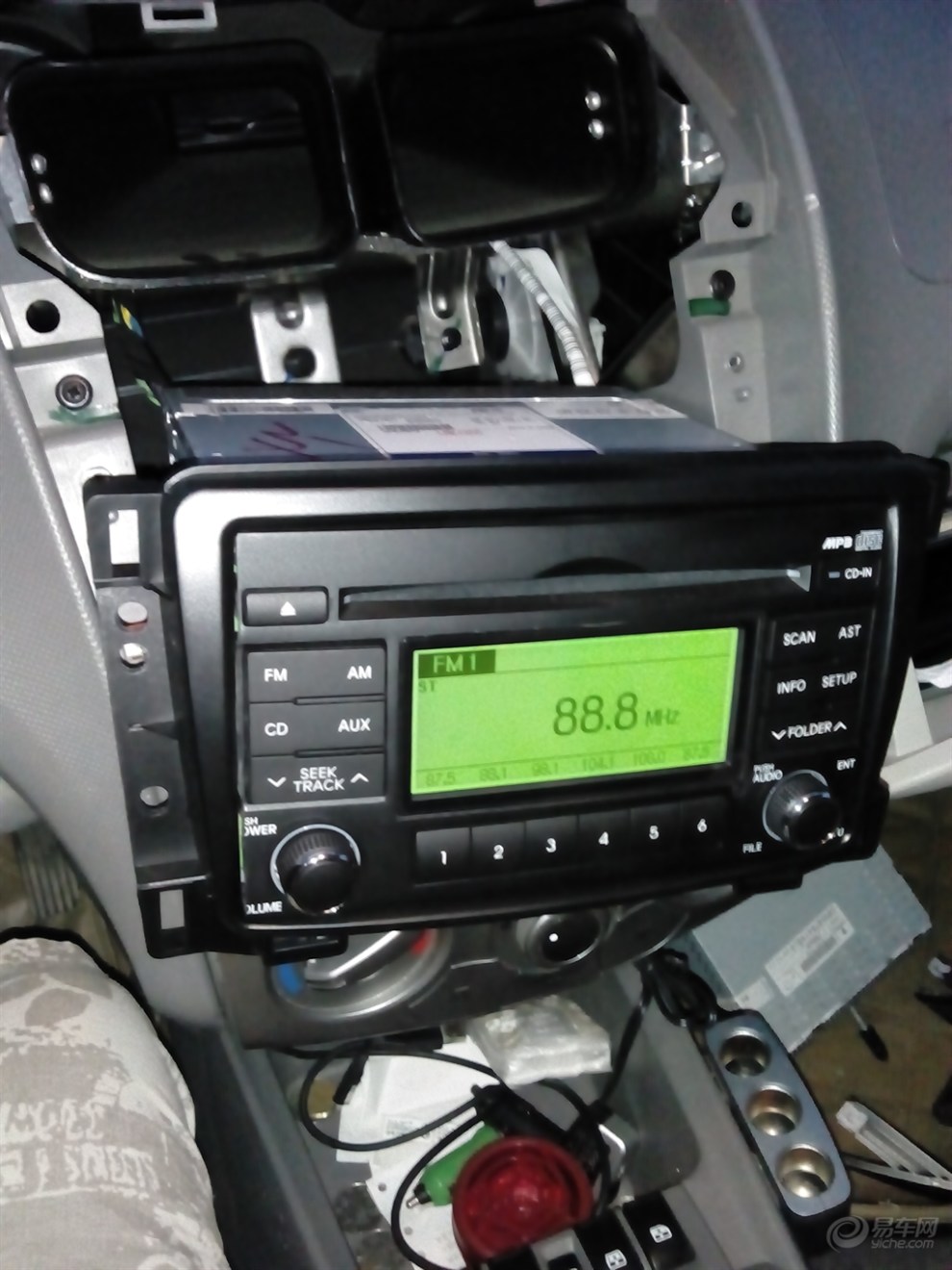 经典宝来车载cd机是否可以和新宝来的cd机互换