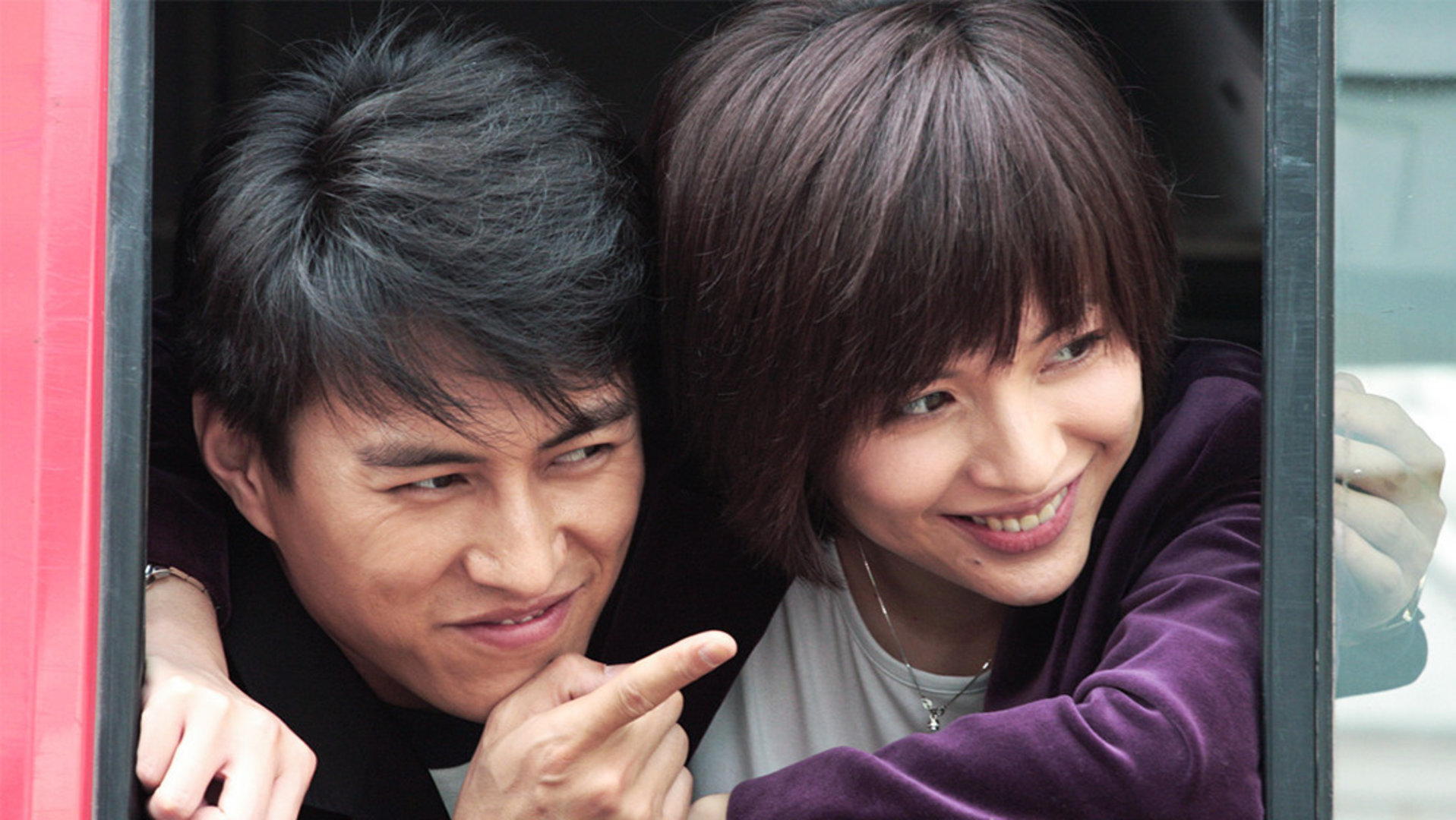 靳东演的刘华盛是电视剧《青春不言败》中的,讲的是奋斗与励志