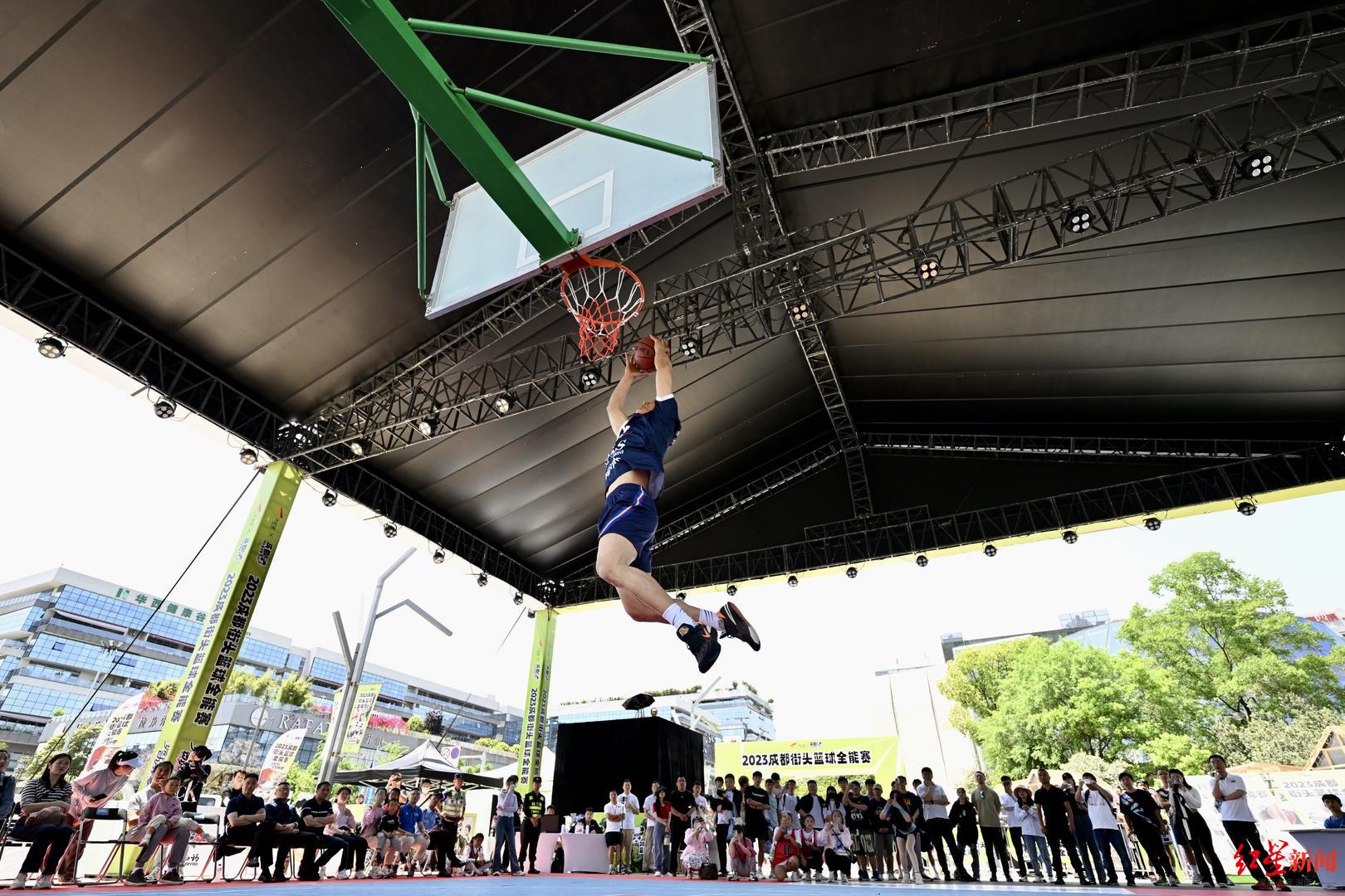 街头篮球走进商圈!这场成都本土ip赛事,燃动五一假期