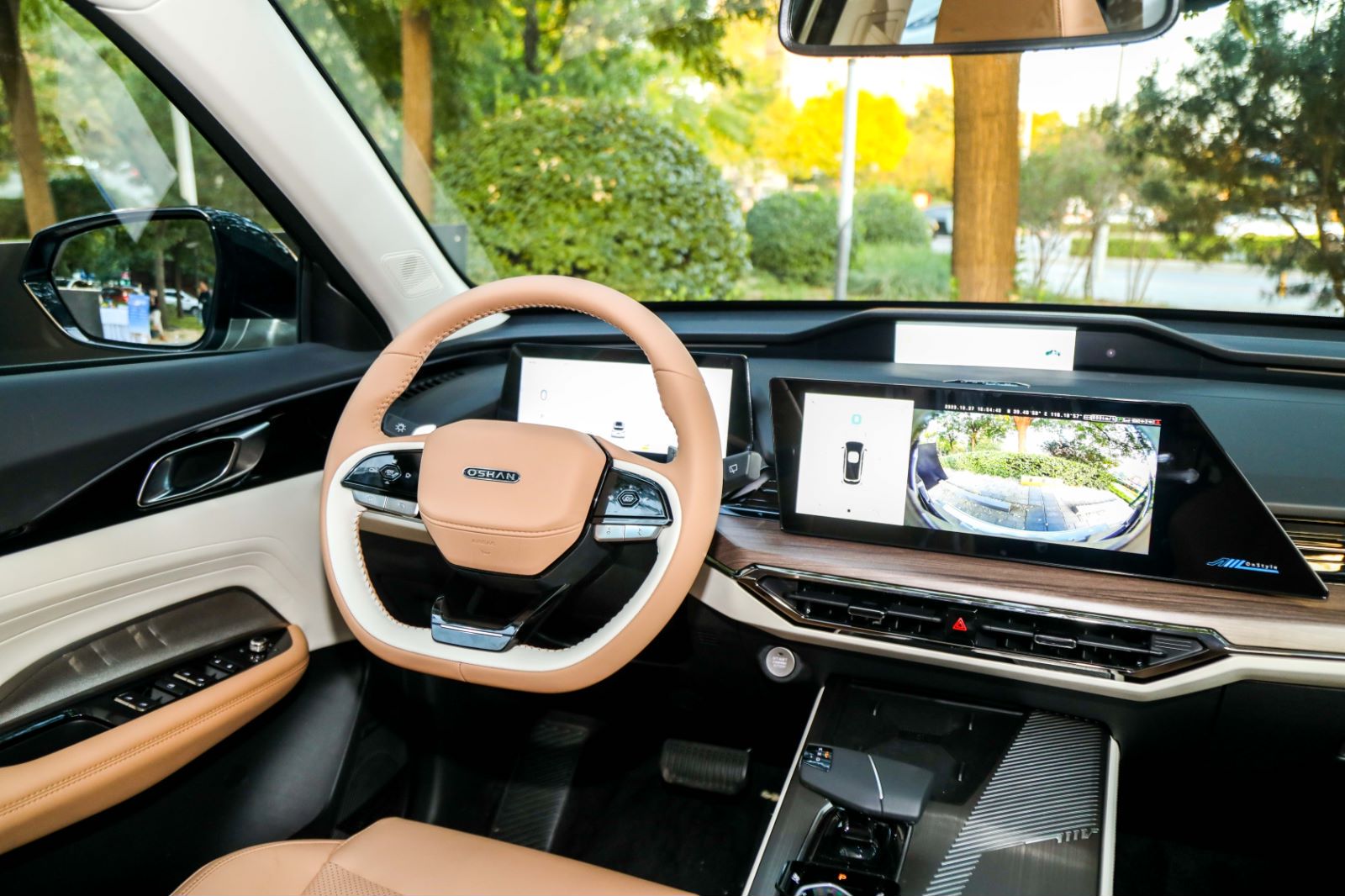 体验长安欧尚z6智电idd,10万级电动车到底有多智能?