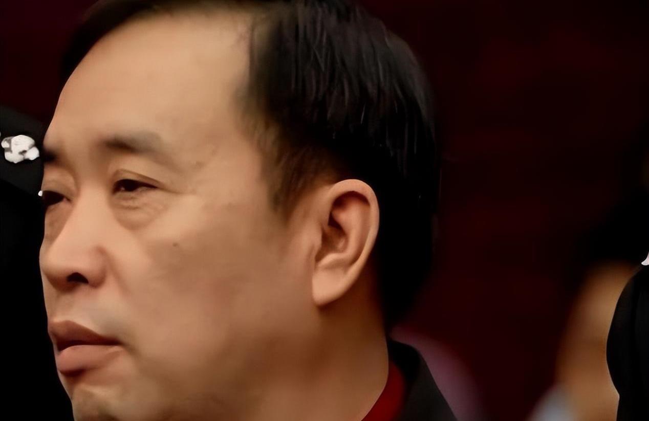 背叛与勾结:庄如顺与赖昌星的背叛之路