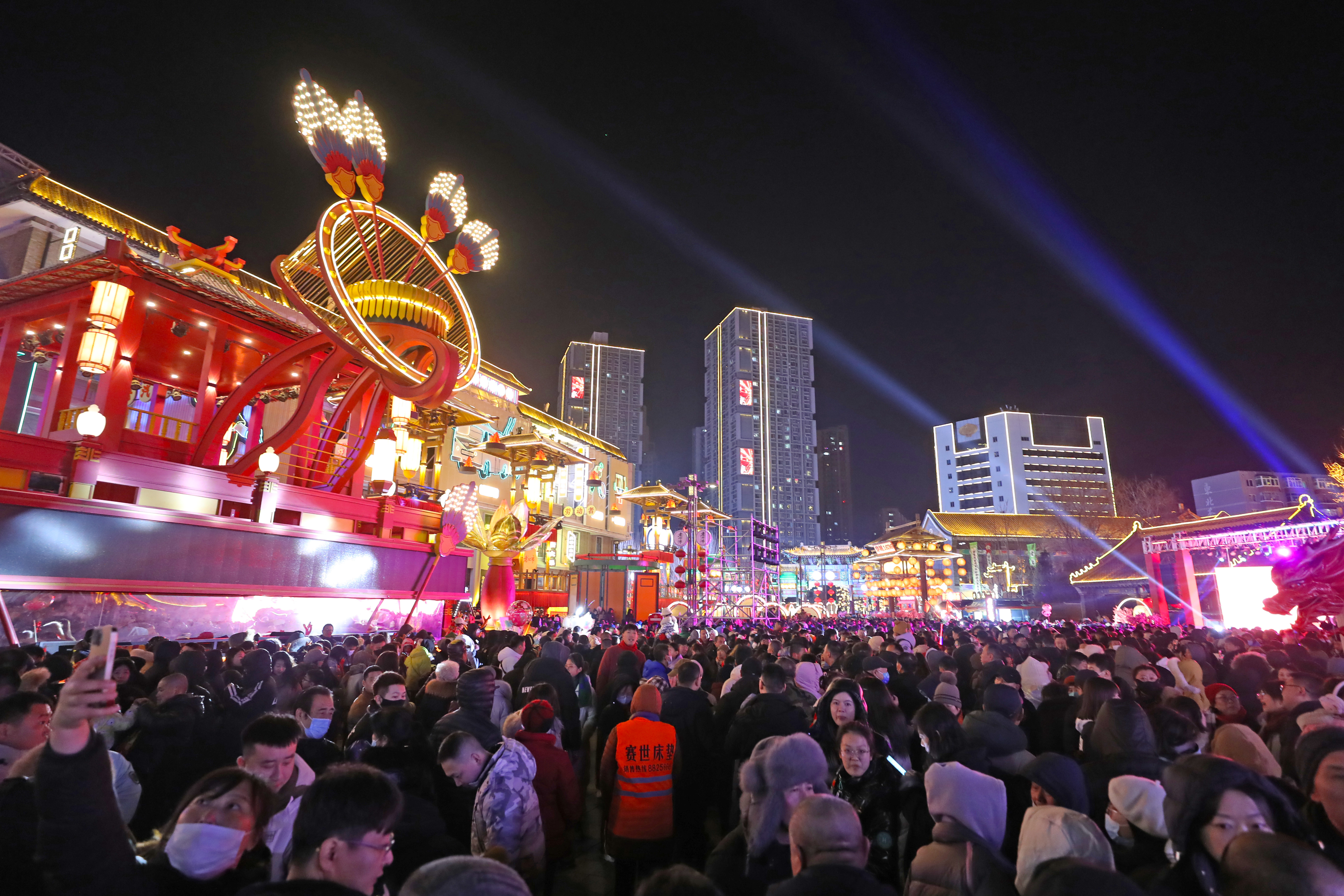 沈阳中街夜景图片