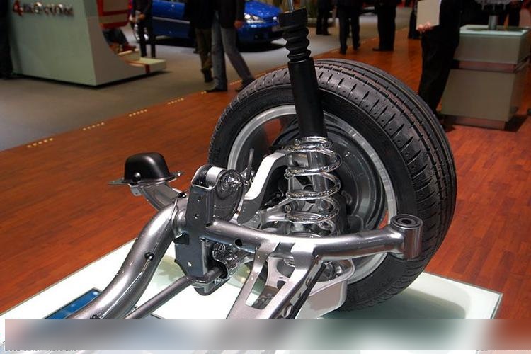 四连杆独立悬架是什么意思?