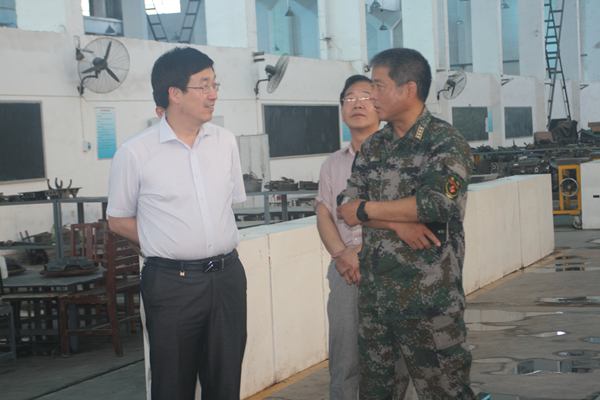 现任军长是谁?是何军衔