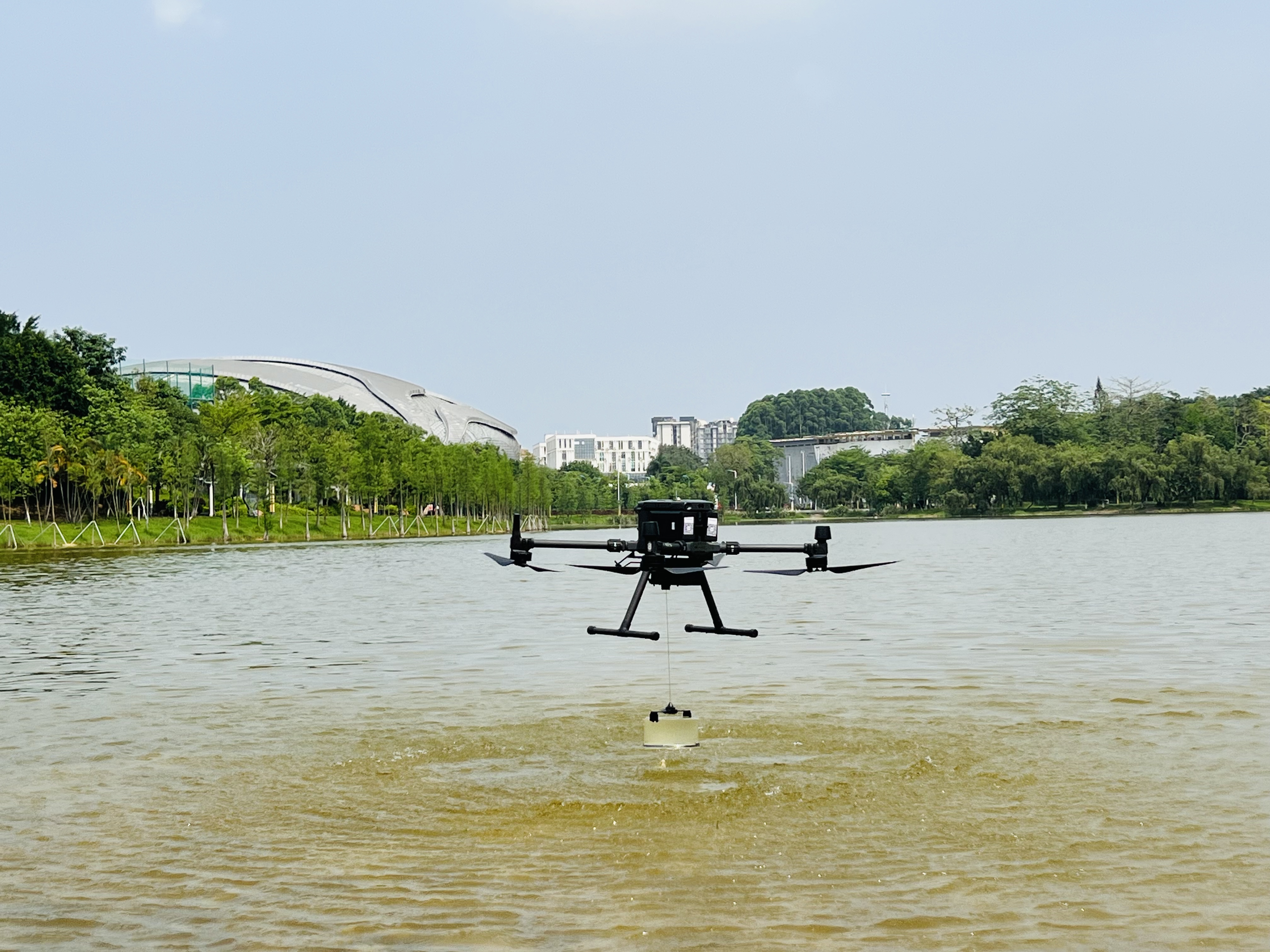 采样作业人员的利器——飞创蜻蜓采水无人机!