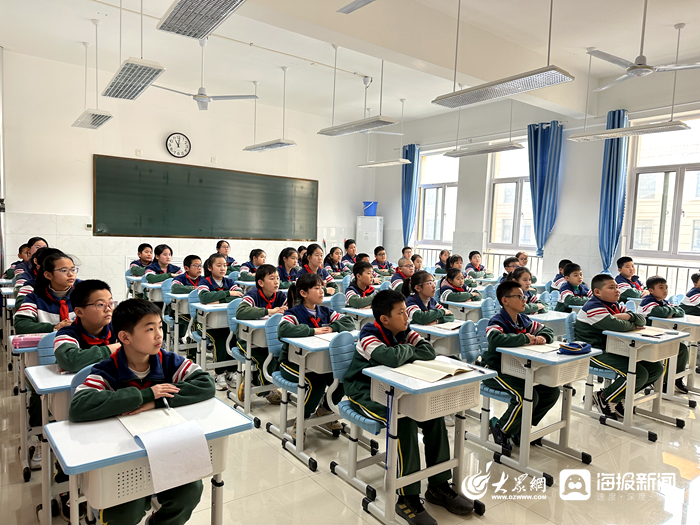 开学季|东营区文华学校开展"开学安全第一课"教育活动