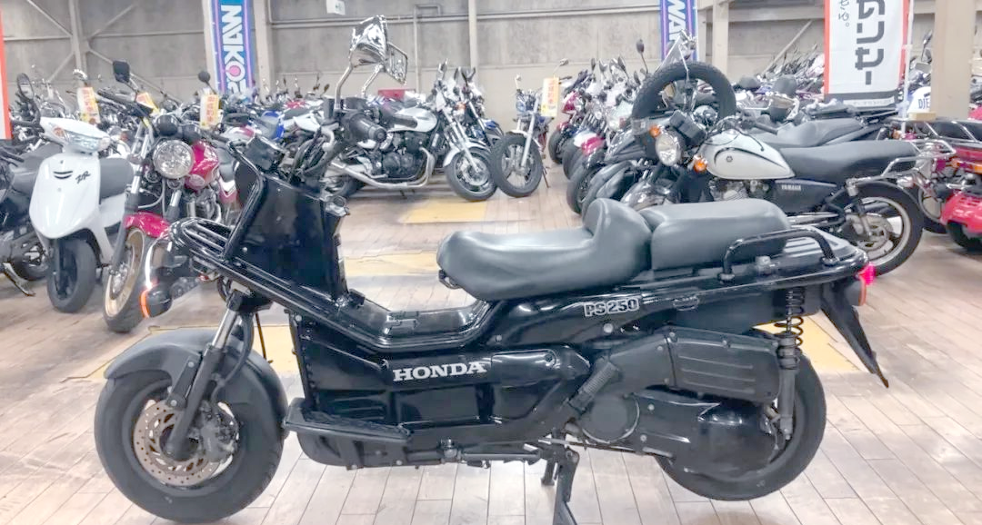 本田大金刚ps250踏板车:动力,舒适,实用,都市通勤的优选之选