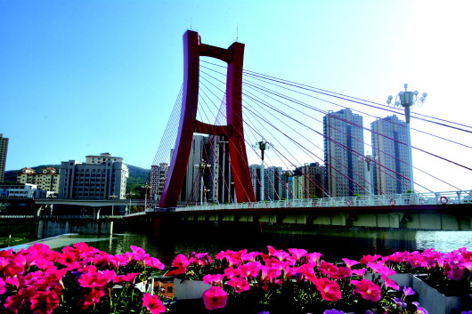 天水红桥换新颜