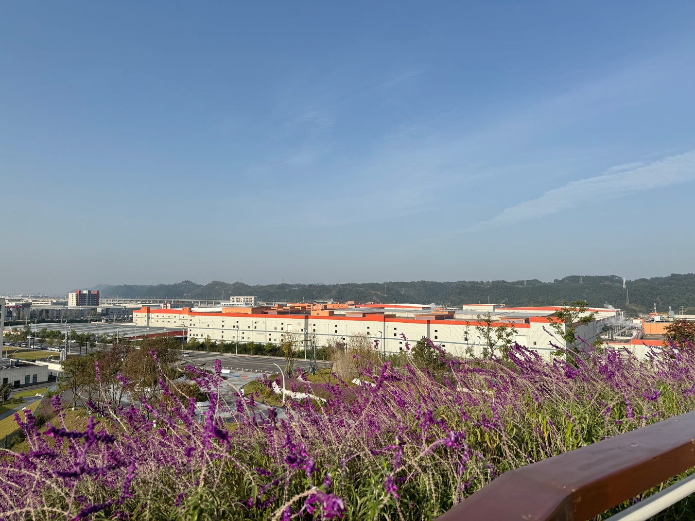 四川时代宜宾工厂，由记者拍摄