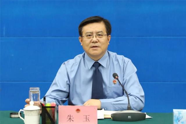 朱玉与甘肃省检察院机关部分院领导及中层干部进行集体谈心谈话