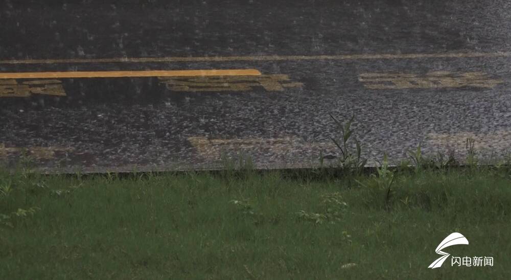 毛毛雨 阵雨 雷雨 暴雨图片