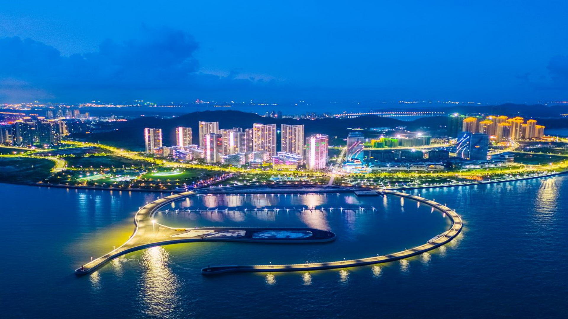 "最难"安家的三座沿海城市,各个风景绝美,还都是著名旅游城市