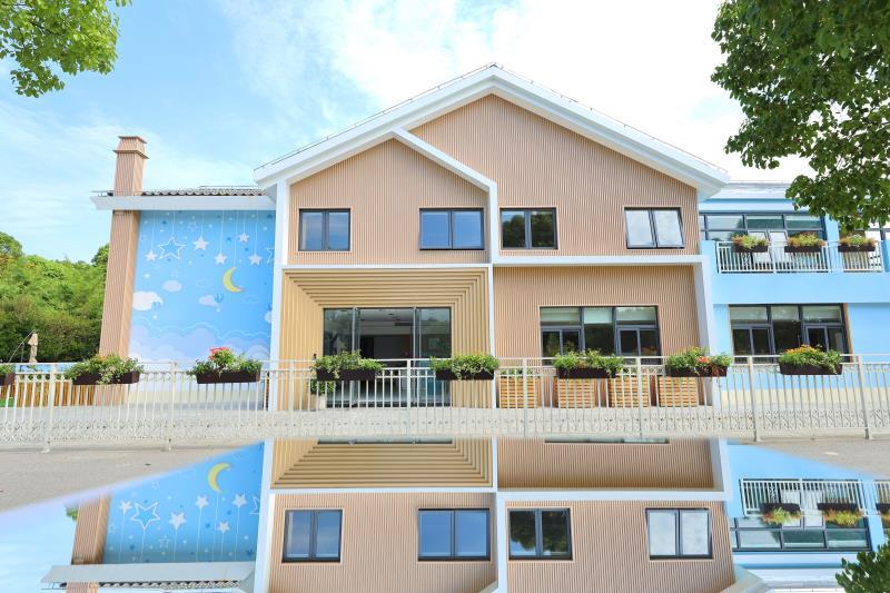 【102.7约访】号上蓝屋让"星星的孩子"不再孤独