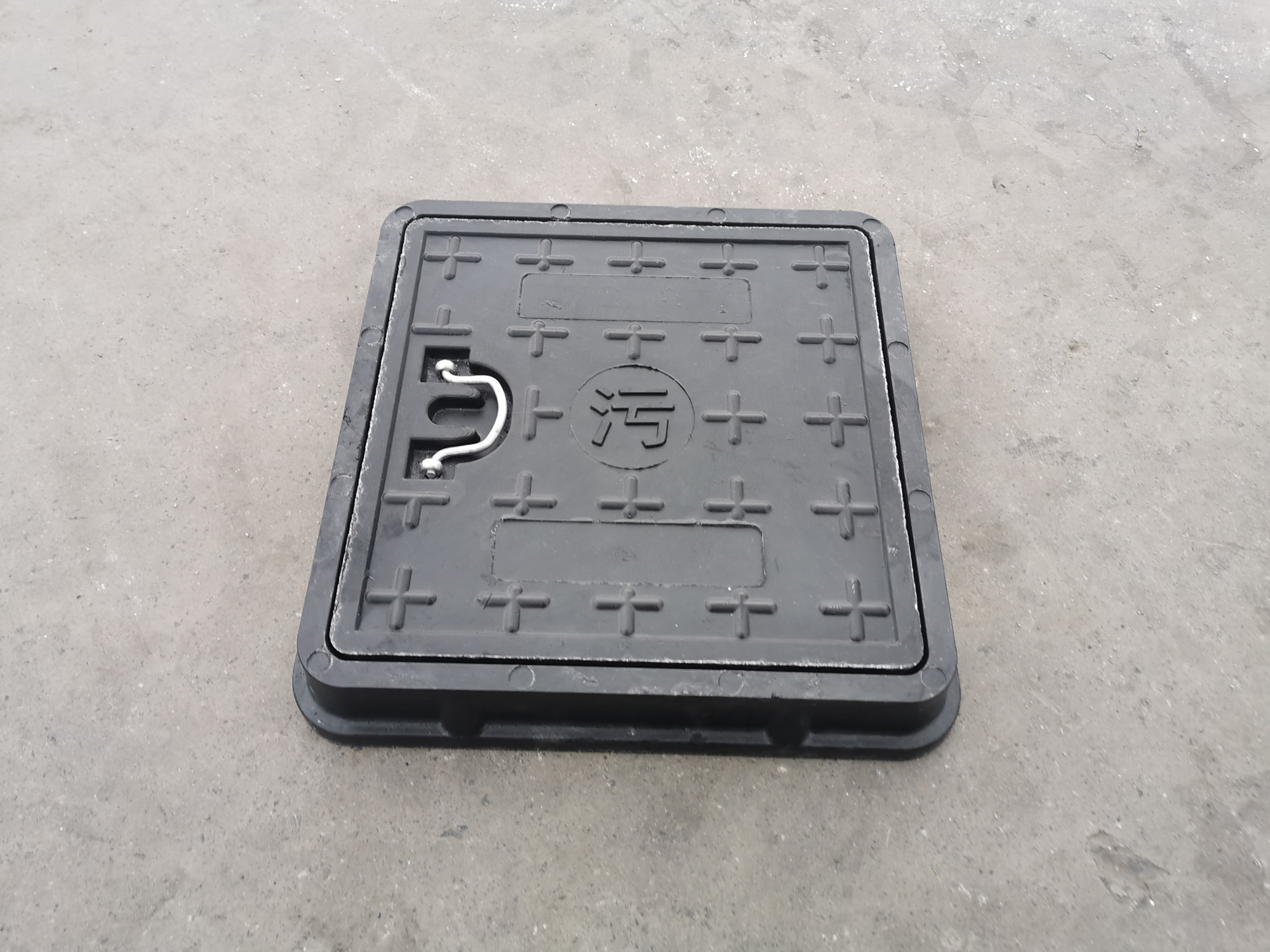 树脂井盖污水井方形抛光方法简析