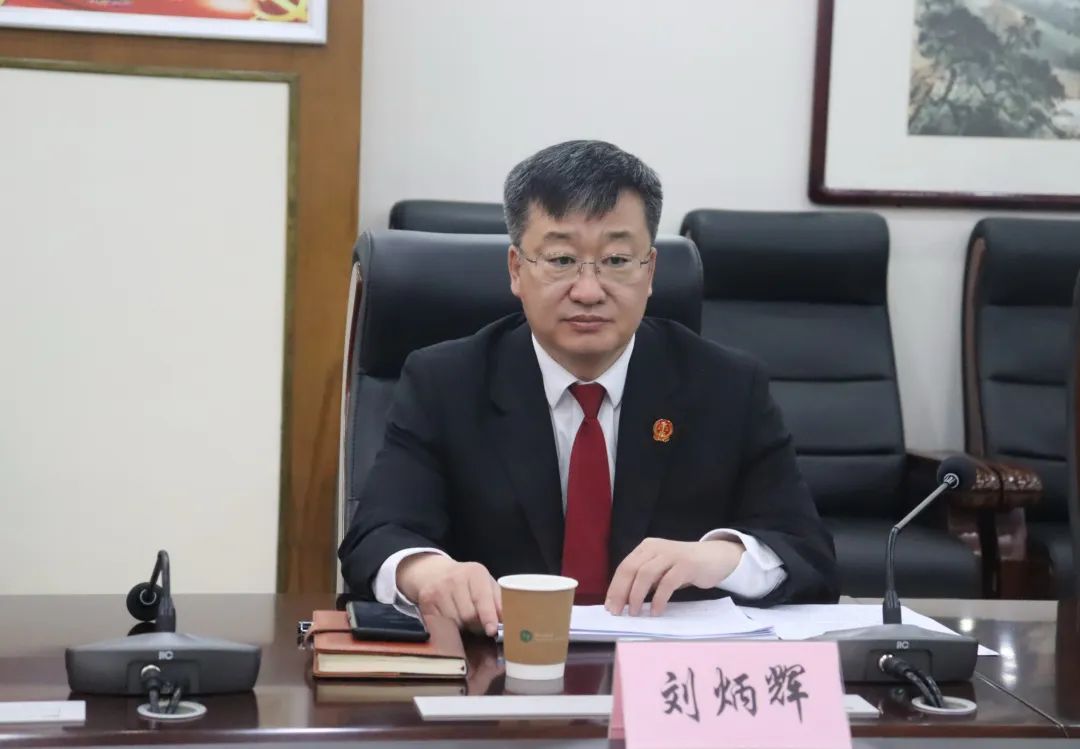廊坊中院党组副书记常务副院长张凤岭一行到霸州法院督导审判质效提升