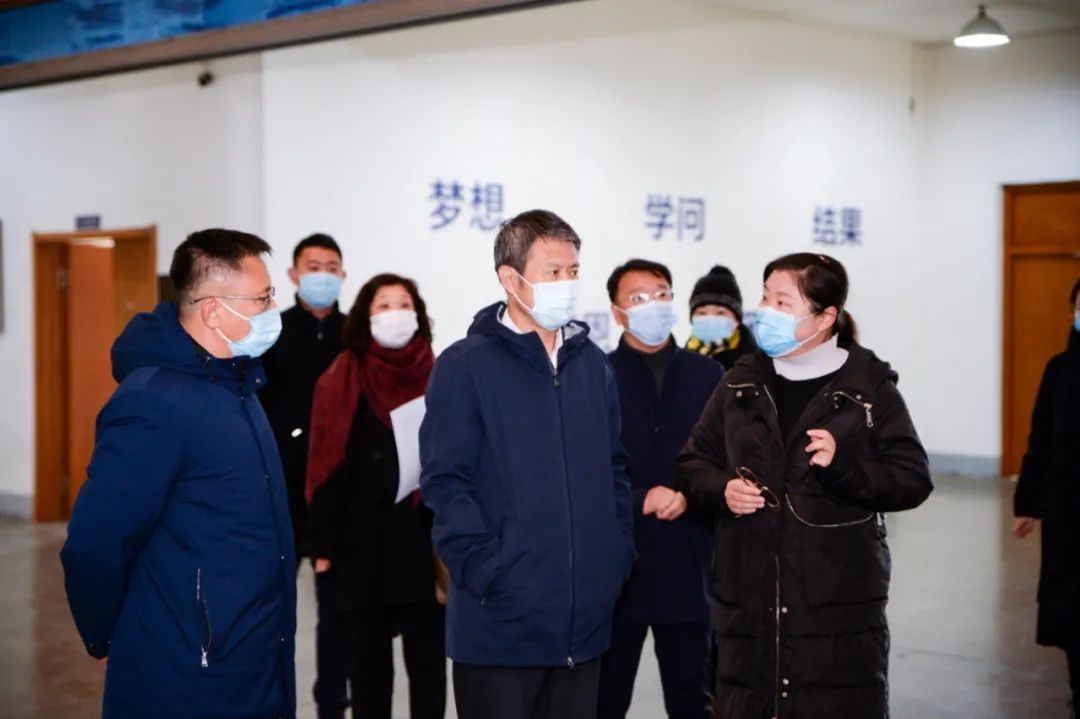 省教育厅厅长冯守权到部分高校检查督导疫情防控工作