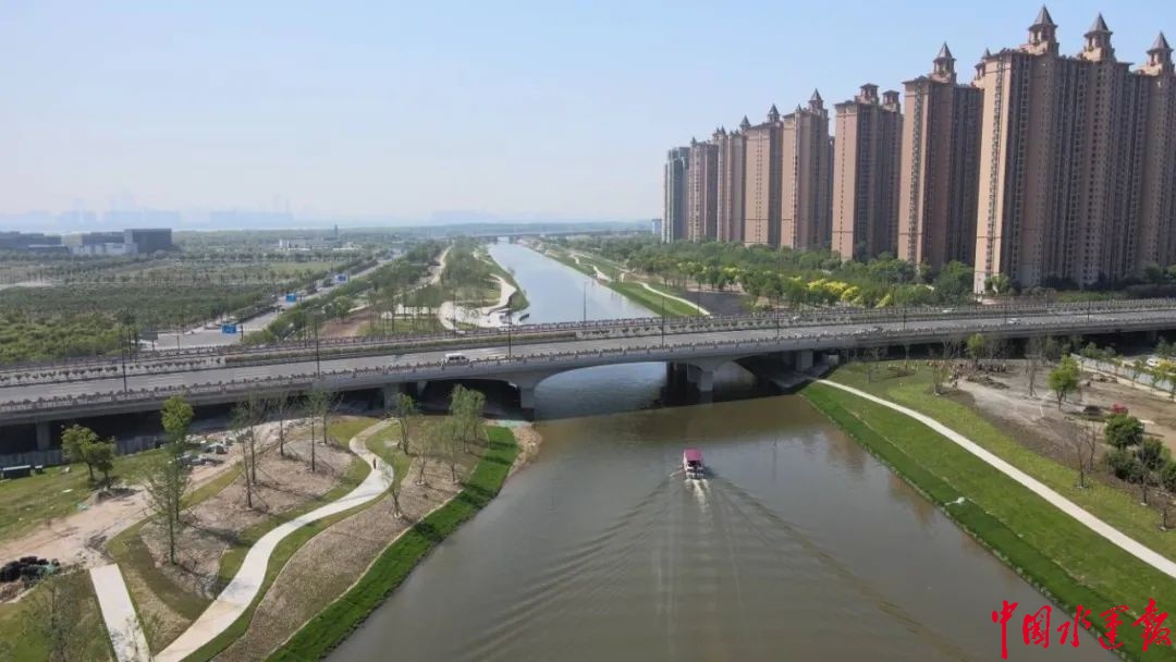 桑勇陪同南京市人大常委会副主任罗群调研江北新区七里河综合整治项目