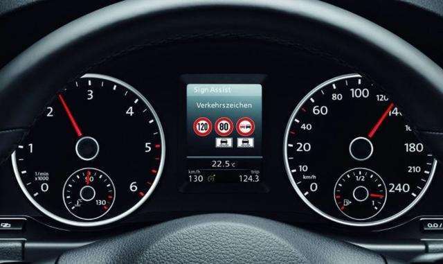 汽车气压表红针和白针各指什么?