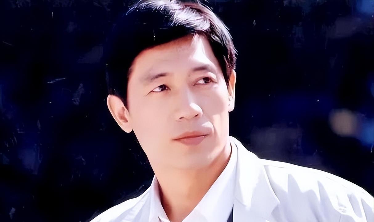 演员石凉:我这辈子最正确的决定,就是与丛珊离婚娶圈外人为妻