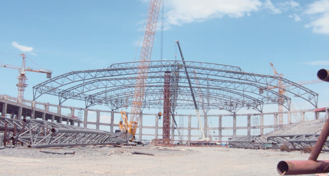 新疆冰上运动中心速滑馆屋盖:采用局部三层张弦桁架的索结构典型工程