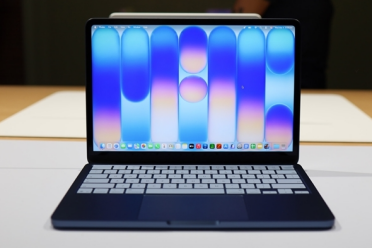 首批MacBook Neo基础版售罄 苹果紧急追加供应商订单