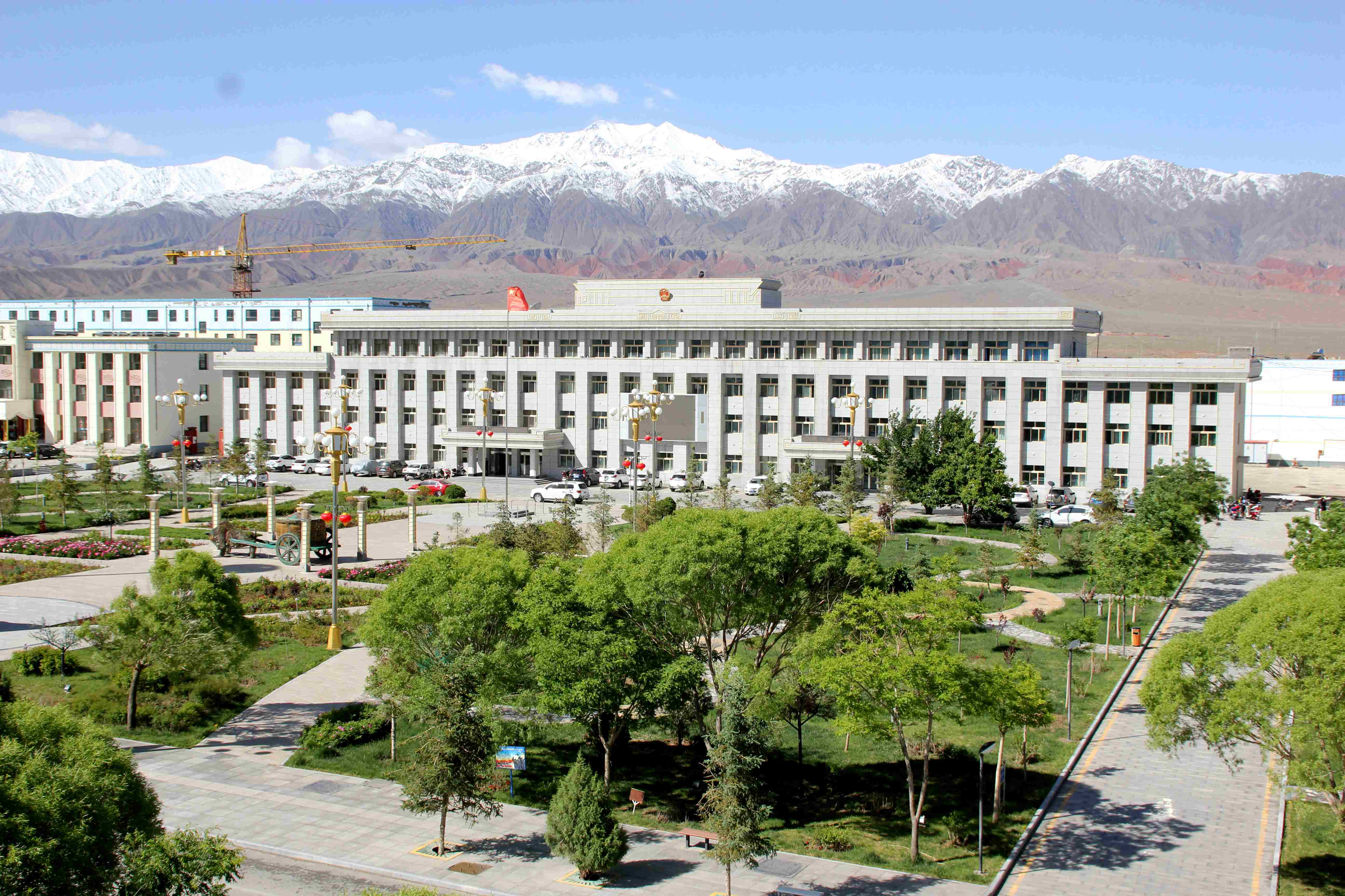 牧歌嘹亮心神往——肃北蒙古族自治县全力实施"旅游兴县"战略纪实