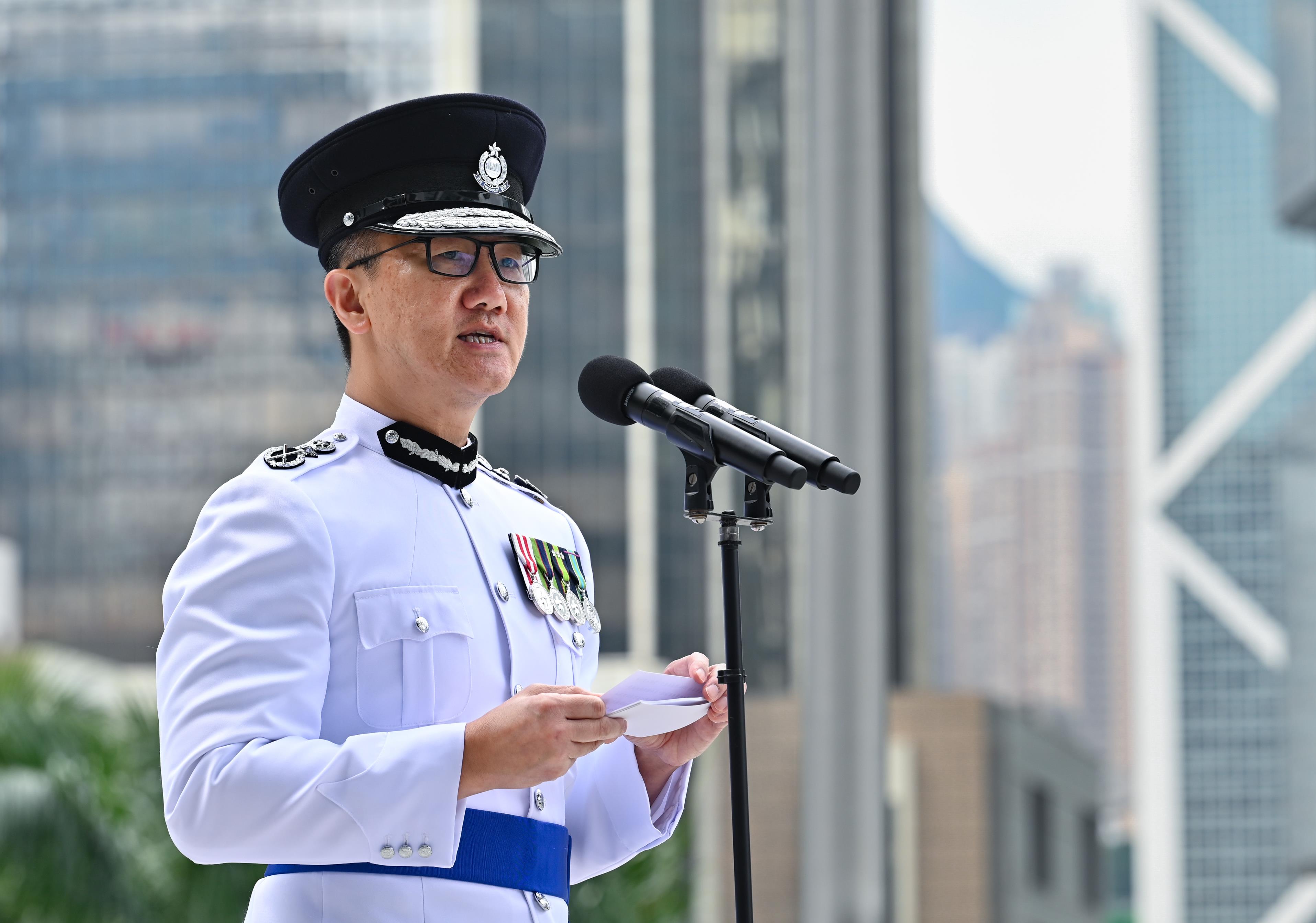 香港警队悼念殉职警员 "一哥"萧泽颐:以守护香港为荣!