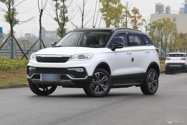 猎豹cs9ev,这款纯电动suv,搭载了一台功率高达90kw的电动机,能够输出