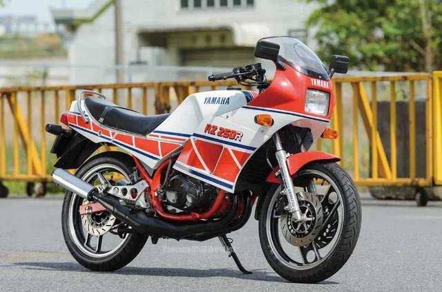 二轮考古学:雅马哈fz250系列编年史合集