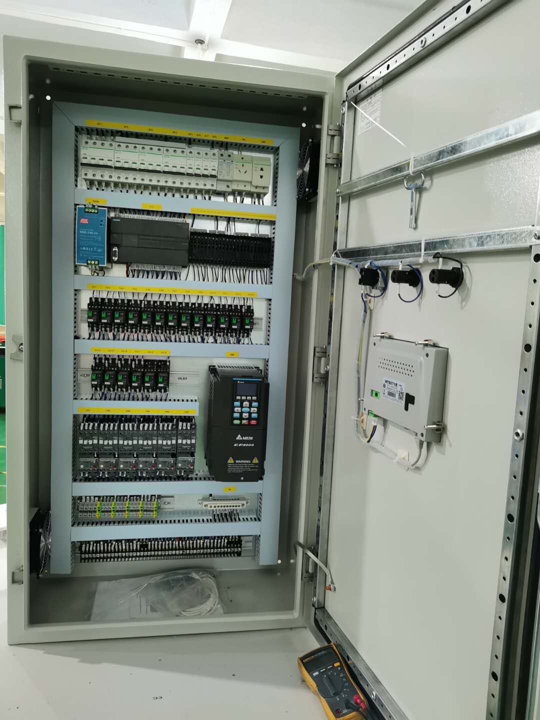 智能水闸plc控制系统