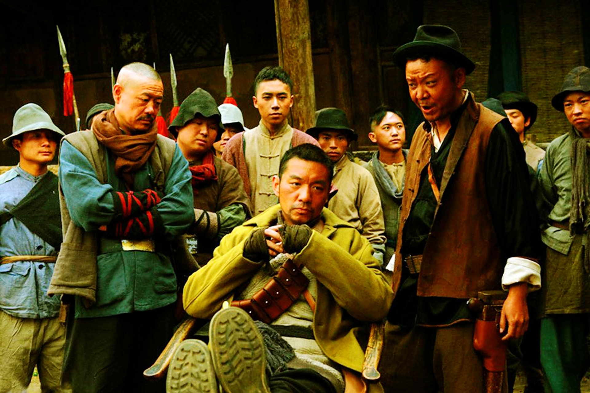 战争年代,覃国卿是一个极其残暴的流氓