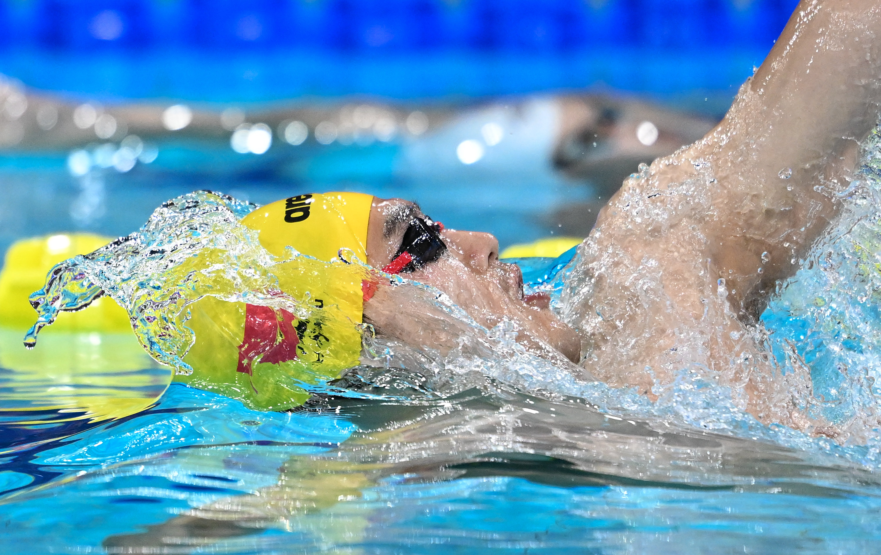 —全国冠军赛:浙江寿仙谷队获男子4x100米混合泳接力冠军