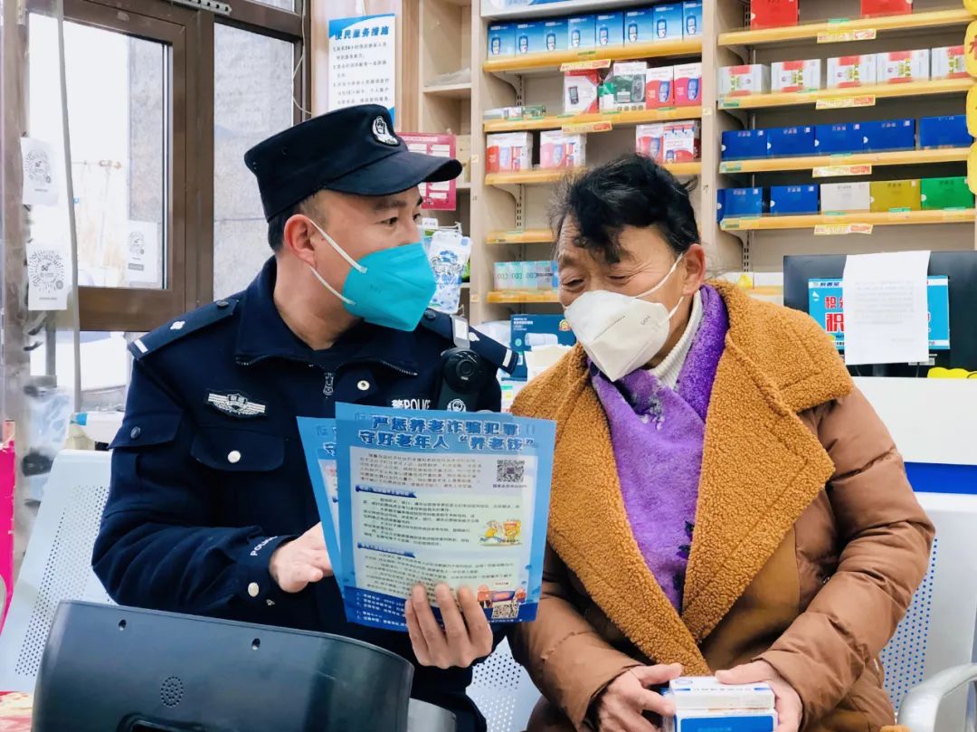 张志方:心系百姓热情服务