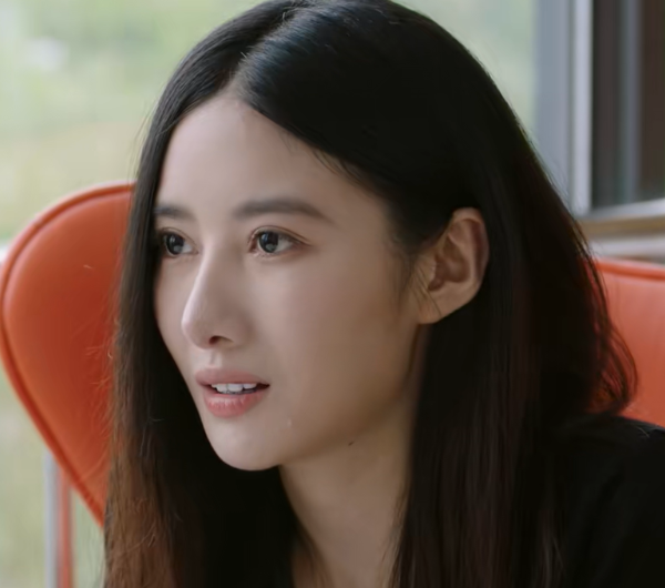 《追爱家族》吴优演得好,剧方也明显在捧她,但却很难火