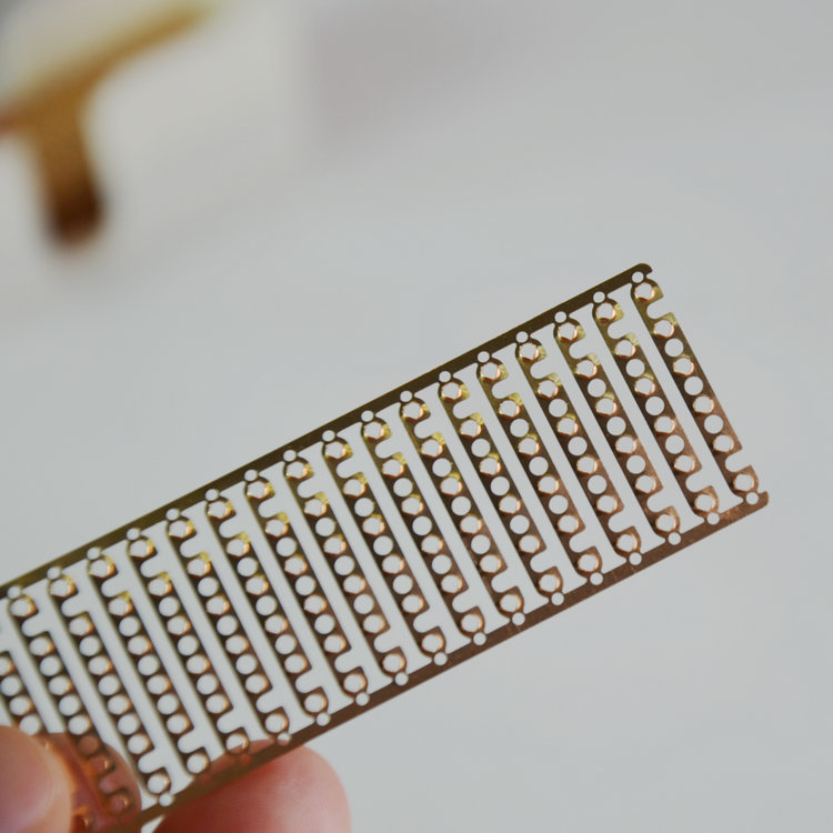 连排式接料铜扣-联排铜扣