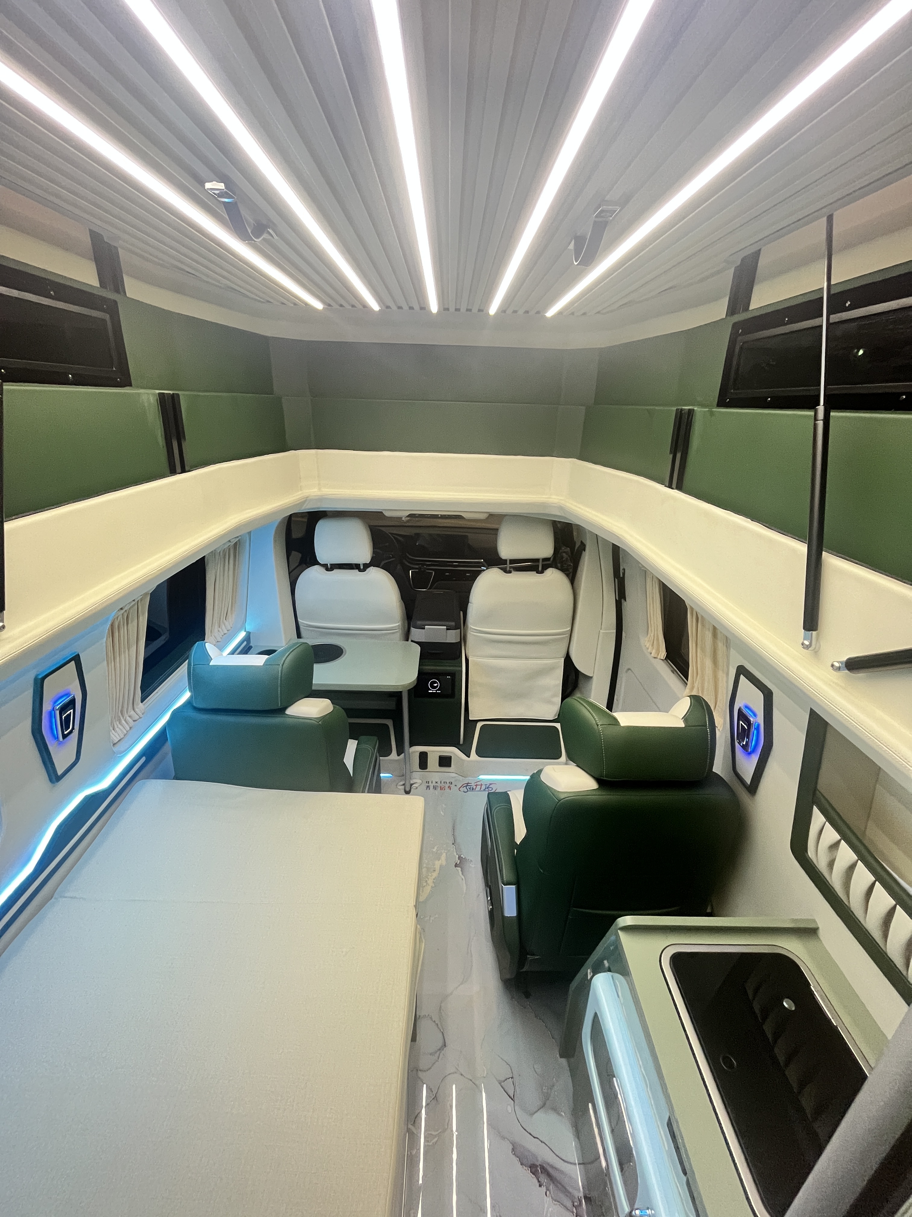 硬升顶再出新车型国内车型大变革