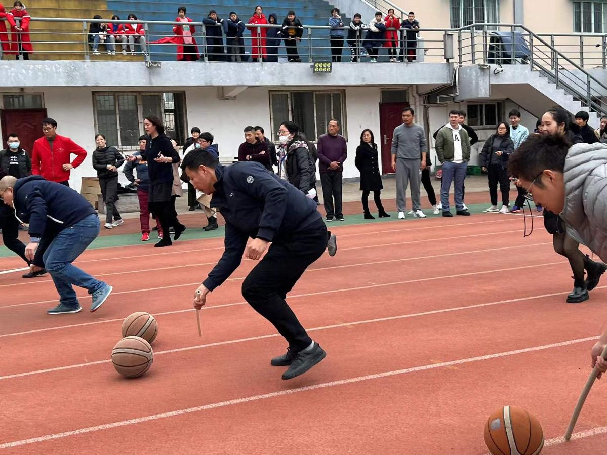宁波体校举行趣味体育运动会