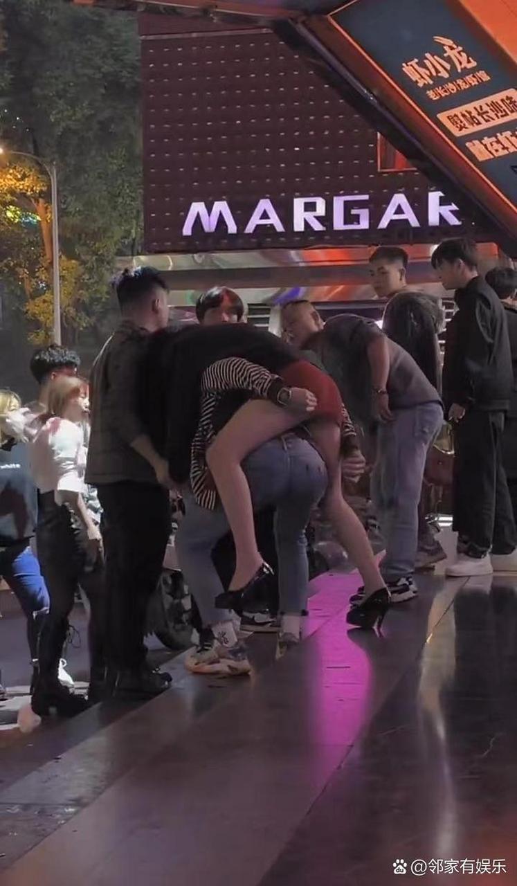 满身大汉这个词就是这样来的吧?