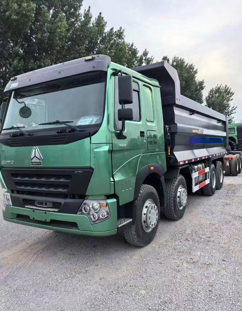 后八轮自卸车百公里用多少油钱