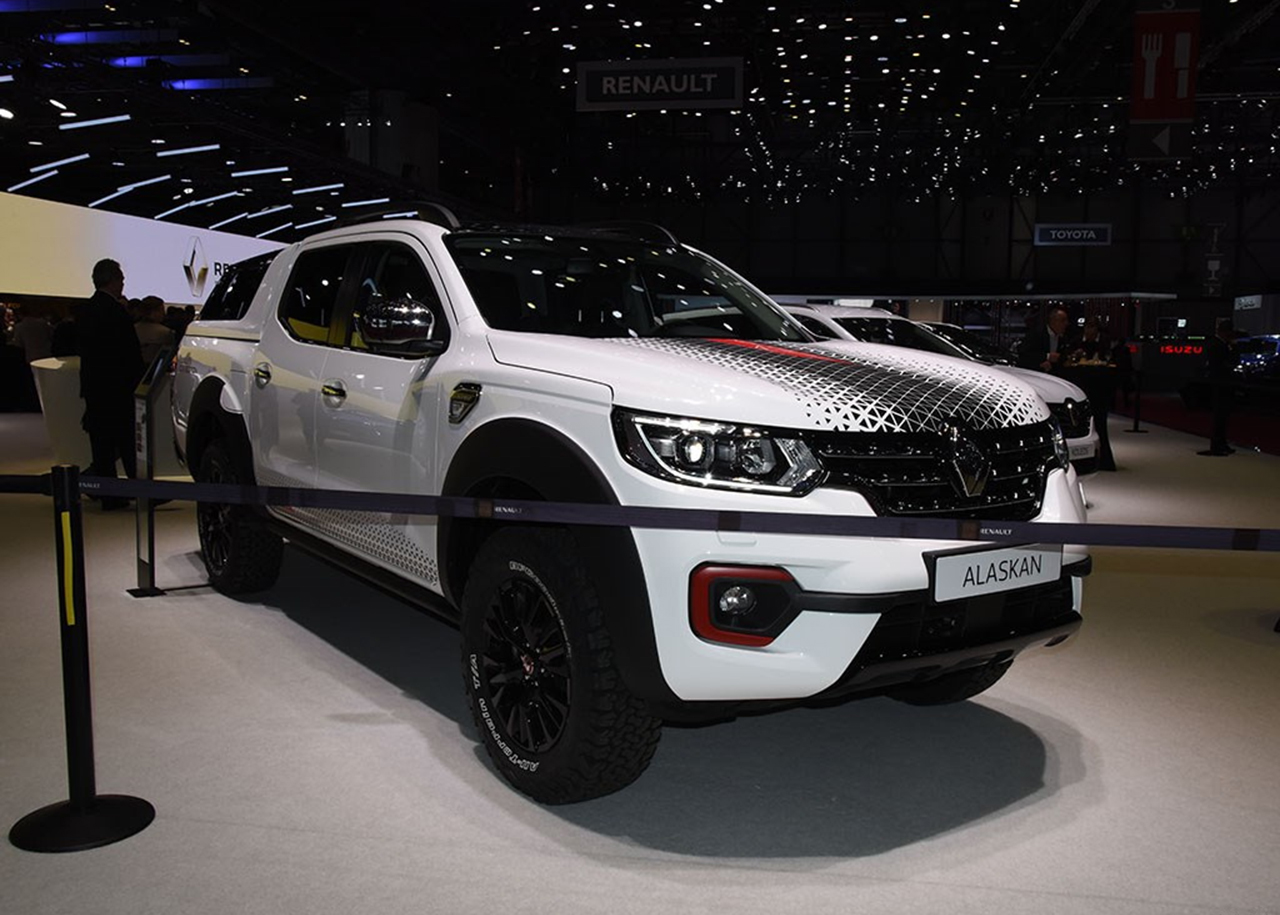 雷诺虽然退出中国,但在国外风生水起,全新皮卡很狂野