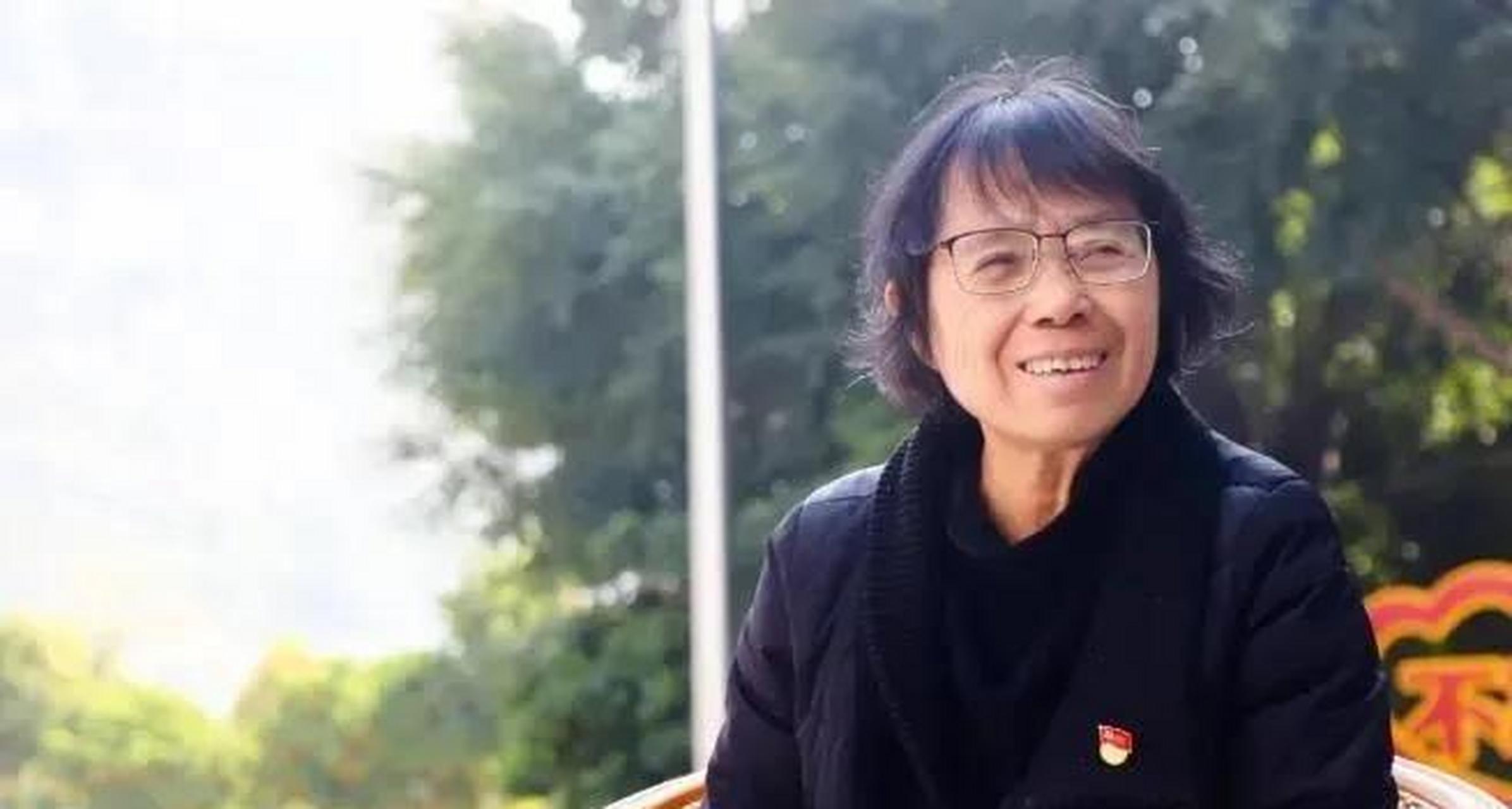 丽江中学校长张桂梅,为改善学生伙食四处奔波,让人感慨万千  前阵子