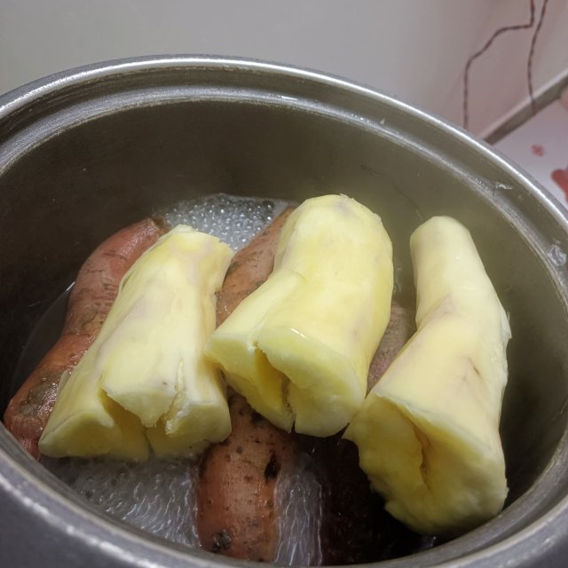 蒸木薯地瓜,简单省事,软糯香甜
