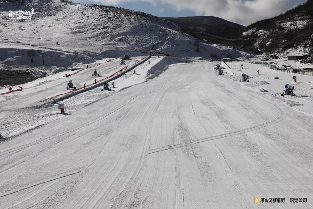 谷克德雪人谷七星雪滑雪场12月28日开滑