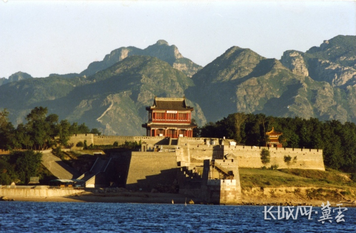 微信图片_20250829164656_351_159(1) 微信图片_20250829164656_351_159(1)