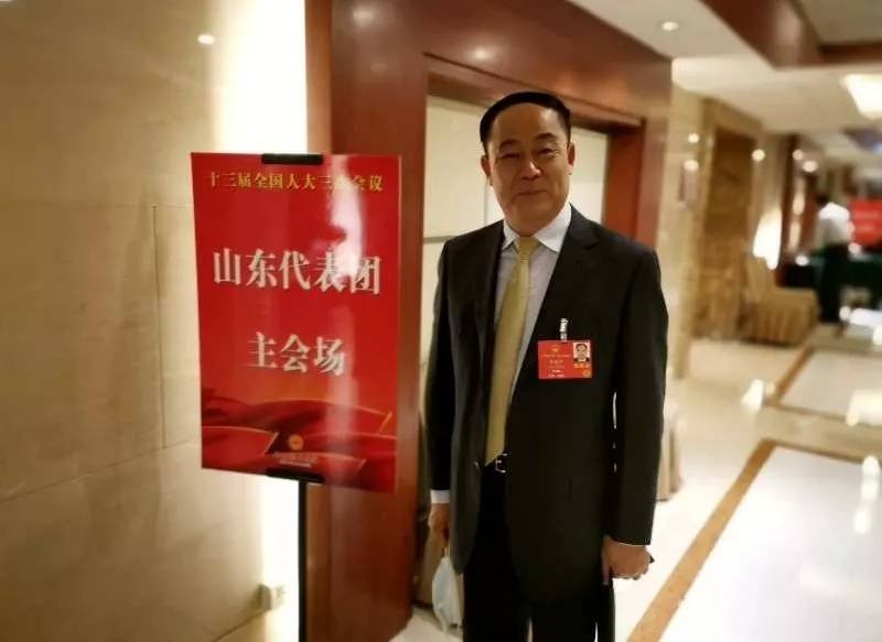 金正大董事长万连步代表:全面推广生态种植模式 促进农业 绿色高质量