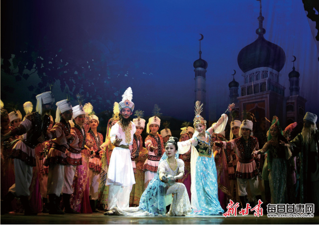 来兰旅客 凭登机牌享《丝路花雨》舞剧8折门票